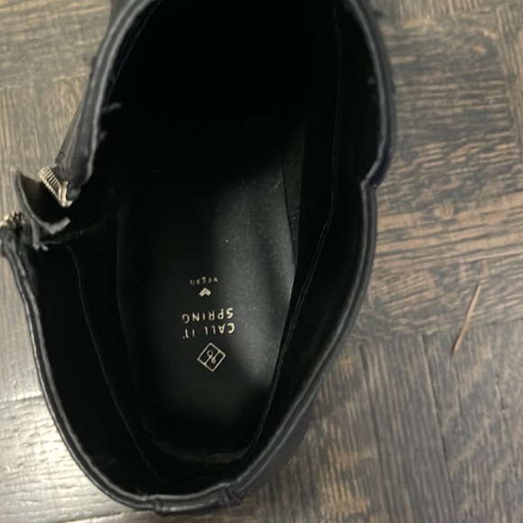 Black booties - Picture 2 of 4